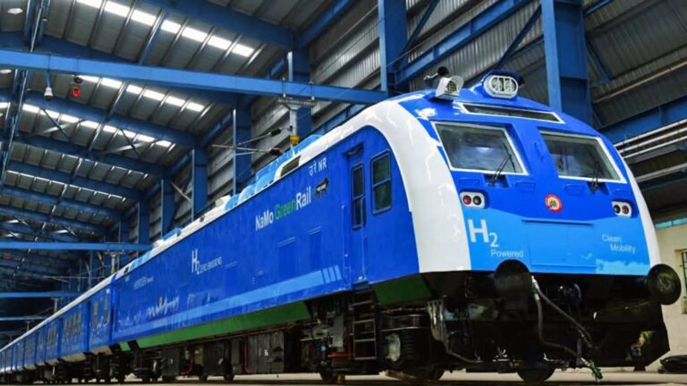 India Launches Its First Hydrogen-Powered Train, Marking a Major Leap Towards Green Rail Transport